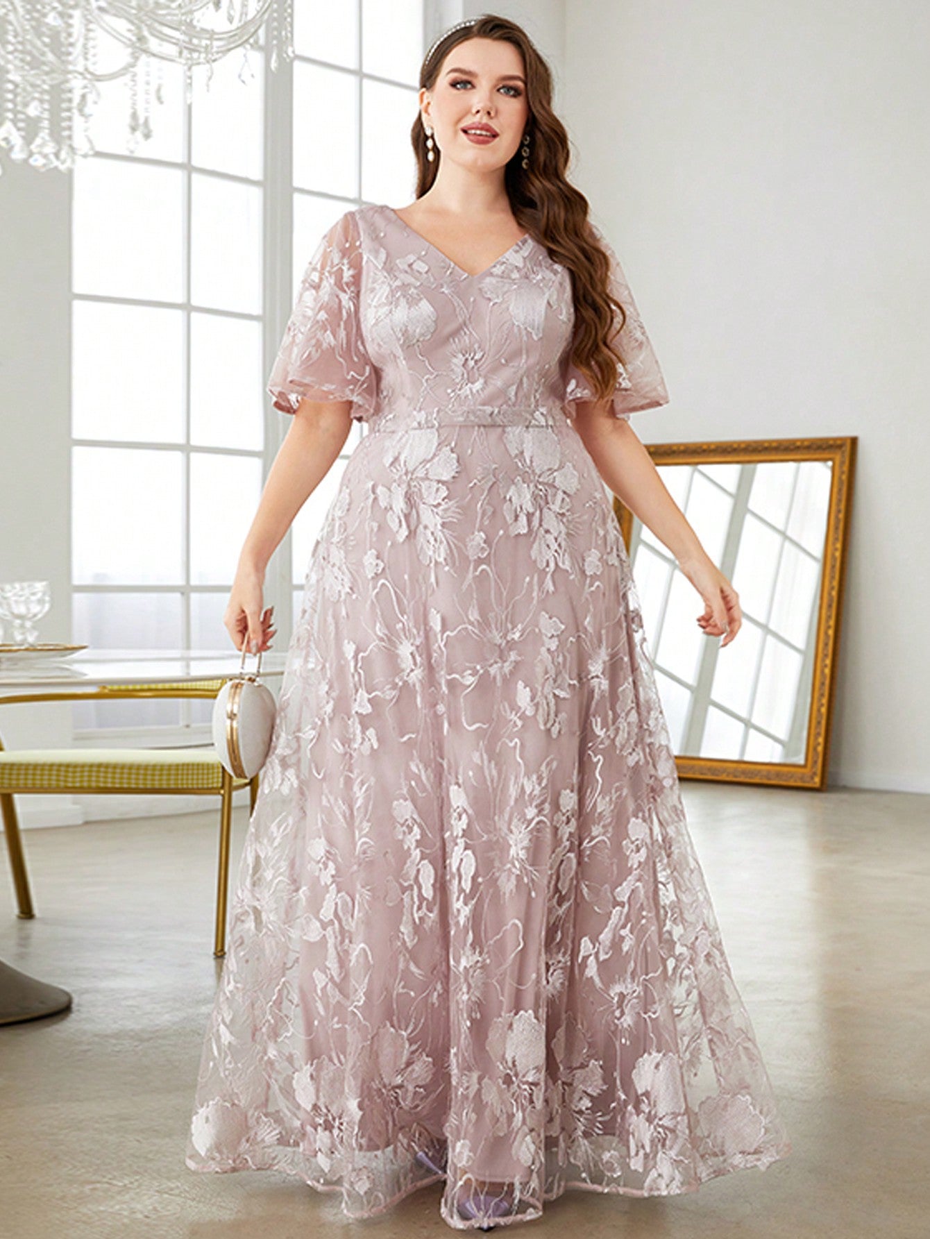 Evening Gowns Plus Size V Neck Lace Embroidery Flared Sleeve Hem Short Sleeve Dresses Prom Dresses Party Dresses Bridesmaid Dresses