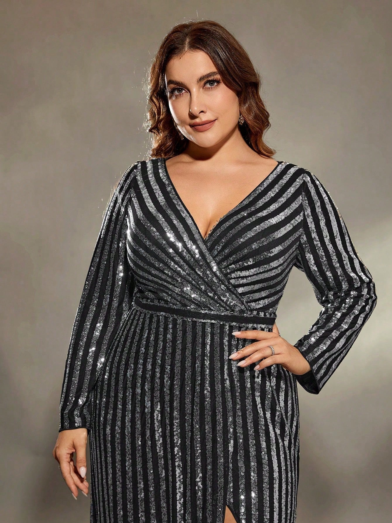 Silver Sequins Striped V-Neck Design Gowns Dresses High Banquet Gowns High Split Package Hip Dresses Evening Gowns