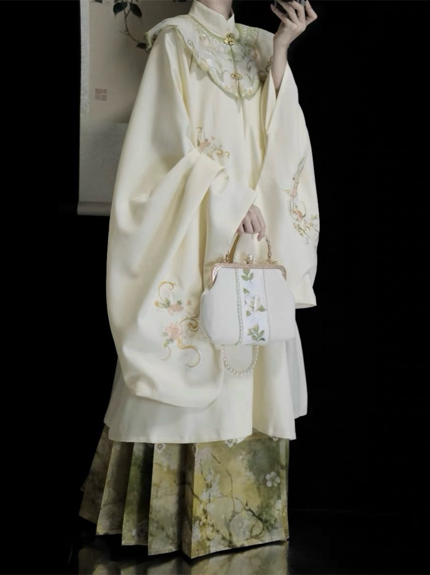 New Ming system hanbok female stand-up collar shirt cloud shoulder heavy embroidery full set of horse face dress daily fall and winter new