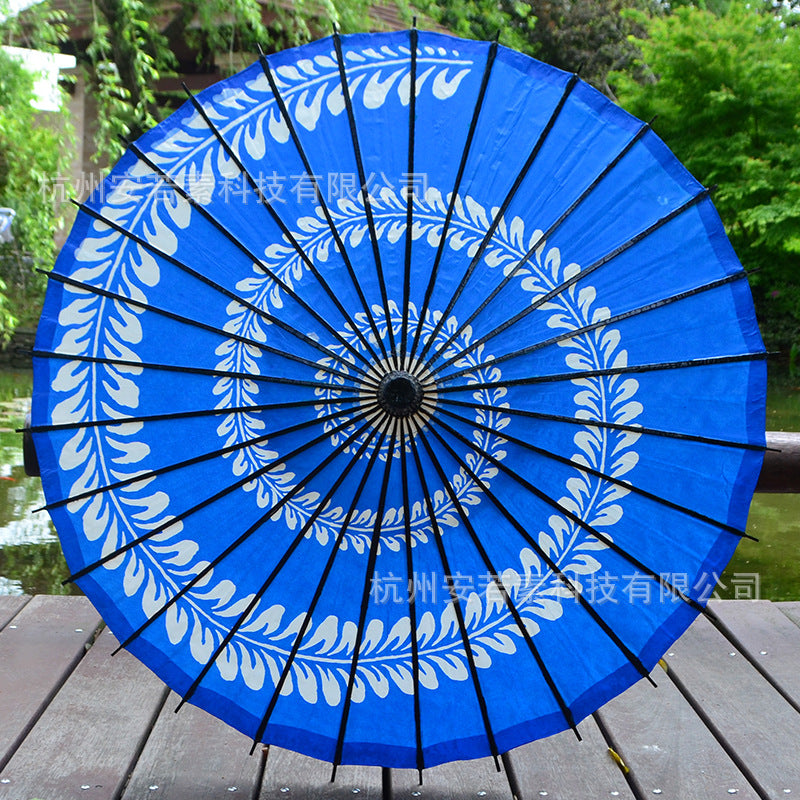 Vintage Oil Paper Umbrella with Japanese Style, Handcrafted Traditional Chinese and Japanese Restaurant Decor Umbrella