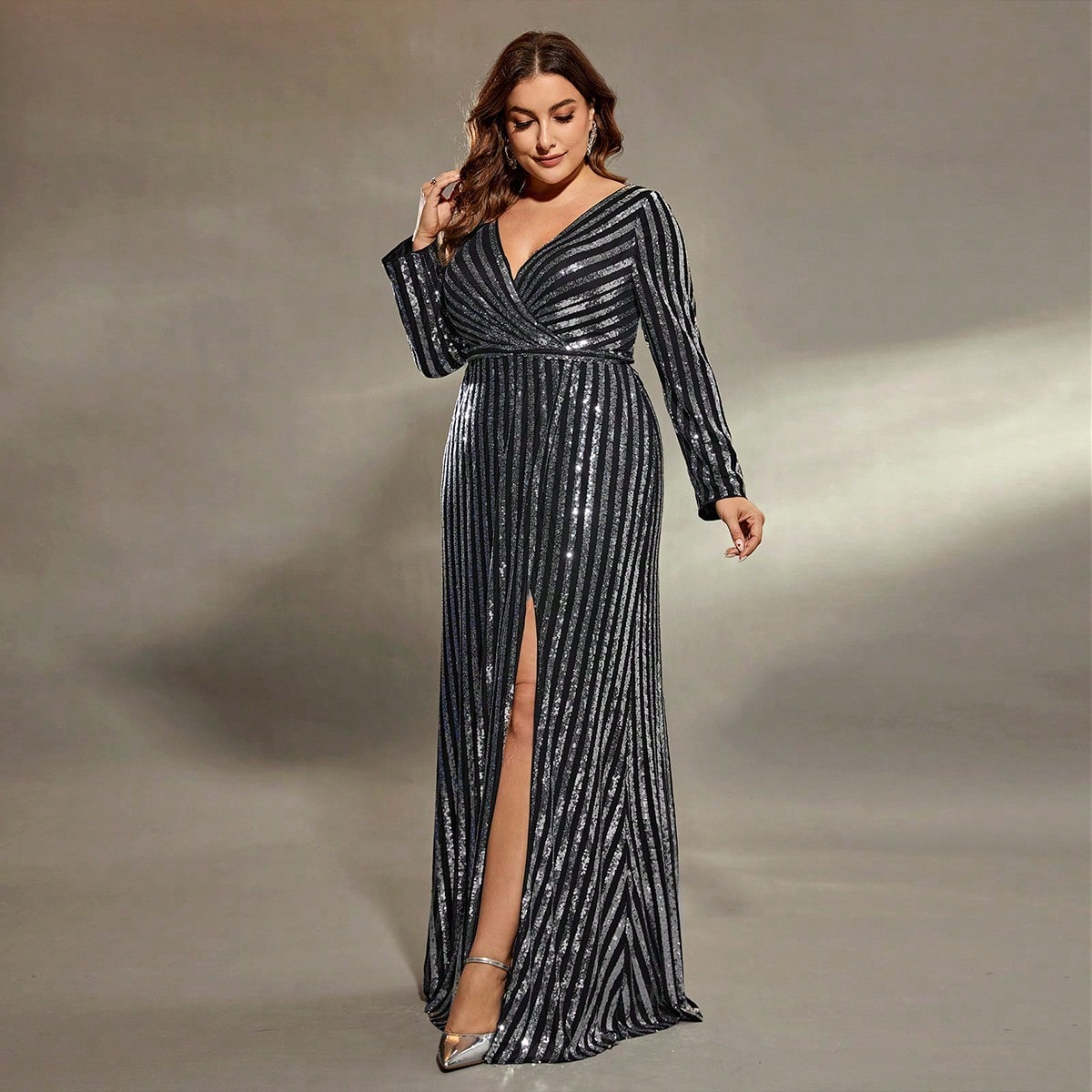 Silver Sequins Striped V-Neck Design Gowns Dresses High Banquet Gowns High Split Package Hip Dresses Evening Gowns