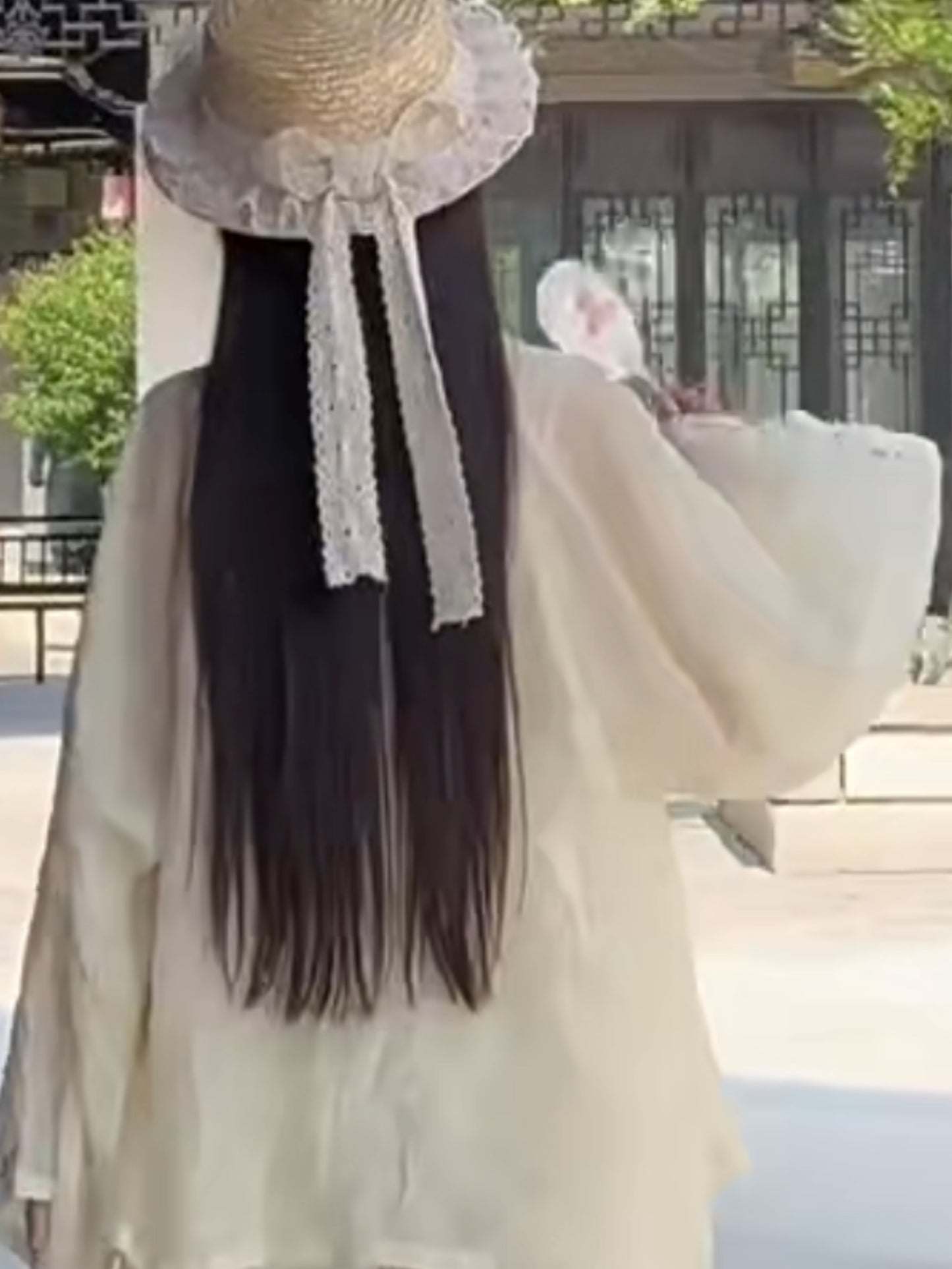 Hanfu Modified Women Amoy Pleated Skirt Round Neck Shirt Embroidery Breathable Fresh Daily Set (Tunic + Suspenders + Half Skirt)
