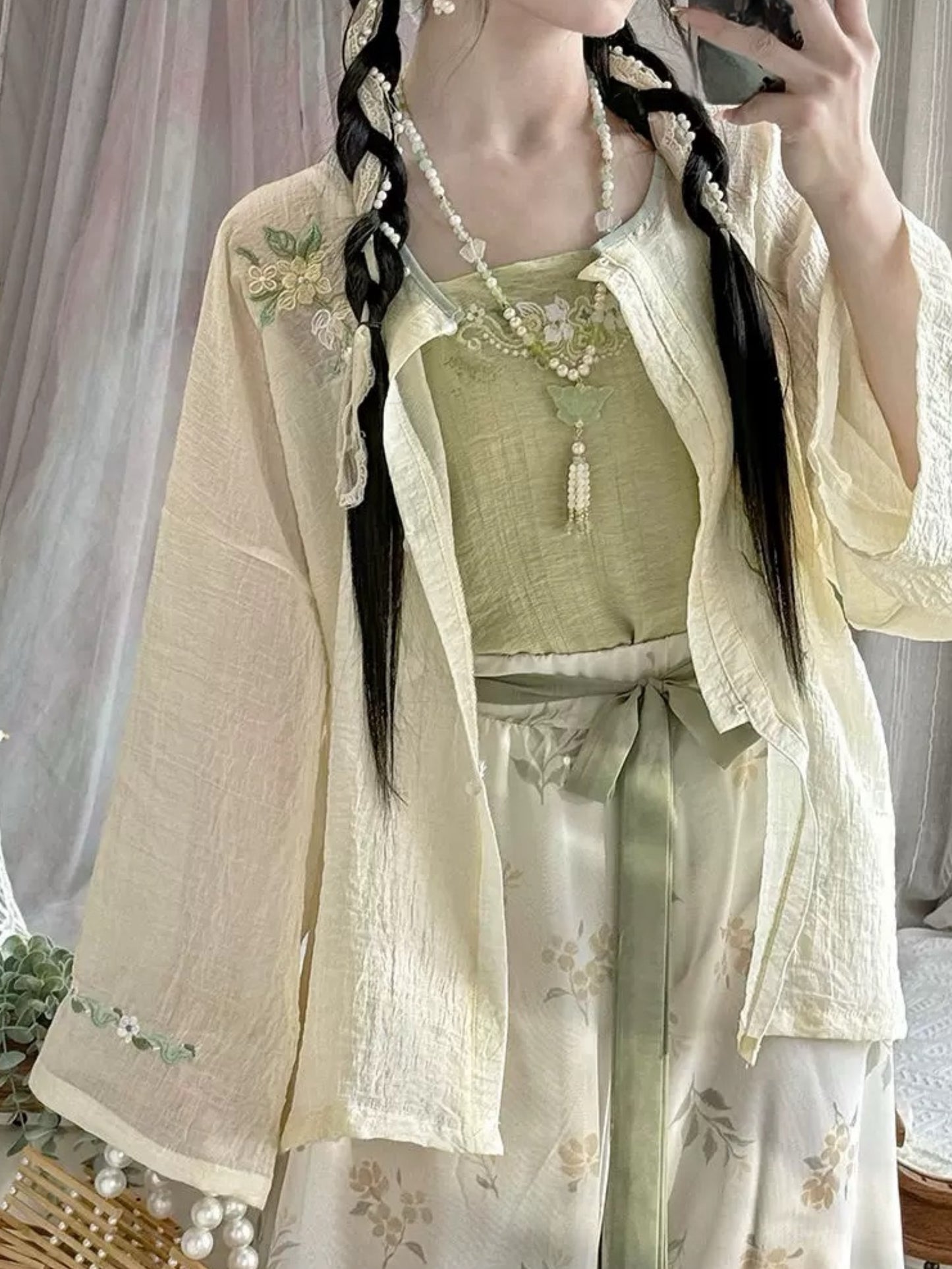 Hanfu Modified Women Amoy Lantern Pants Round Neck Shirt Embroidery Breathable Fresh Daily Set (Tunic + Camisole + Lantern Pants)