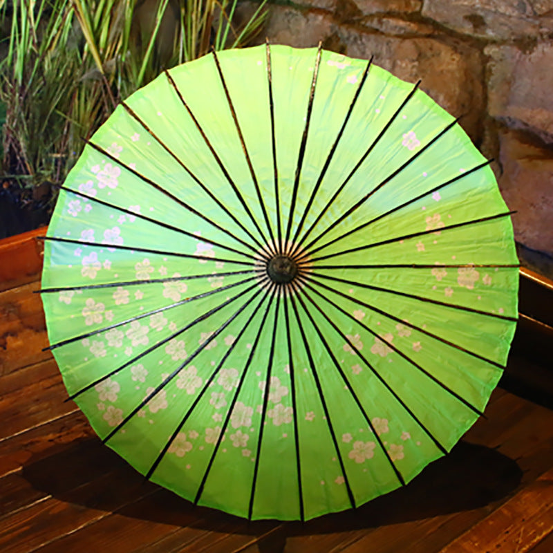 Vintage Oil Paper Umbrella with Japanese Style, Handcrafted Traditional Chinese and Japanese Restaurant Decor Umbrella